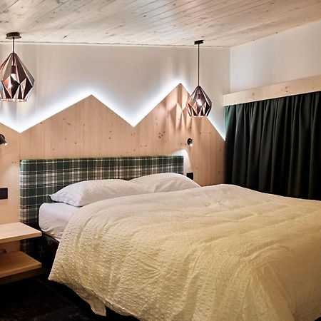 Luxury Chalet Pinocchio เบรนโตนิโก ภายนอก รูปภาพ