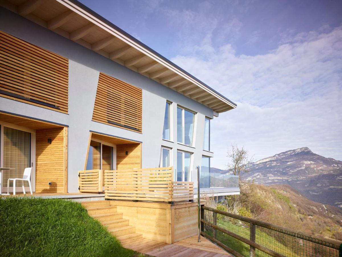 Luxury Chalet Pinocchio เบรนโตนิโก ภายนอก รูปภาพ