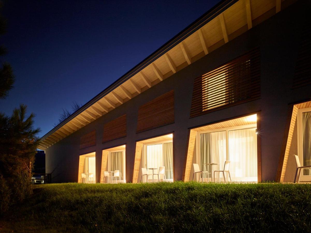 Luxury Chalet Pinocchio เบรนโตนิโก ภายนอก รูปภาพ
